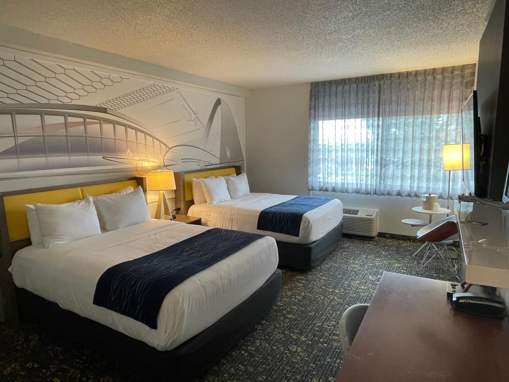 Saint Louis Airport Hotel Woodson Terrace Buitenkant foto