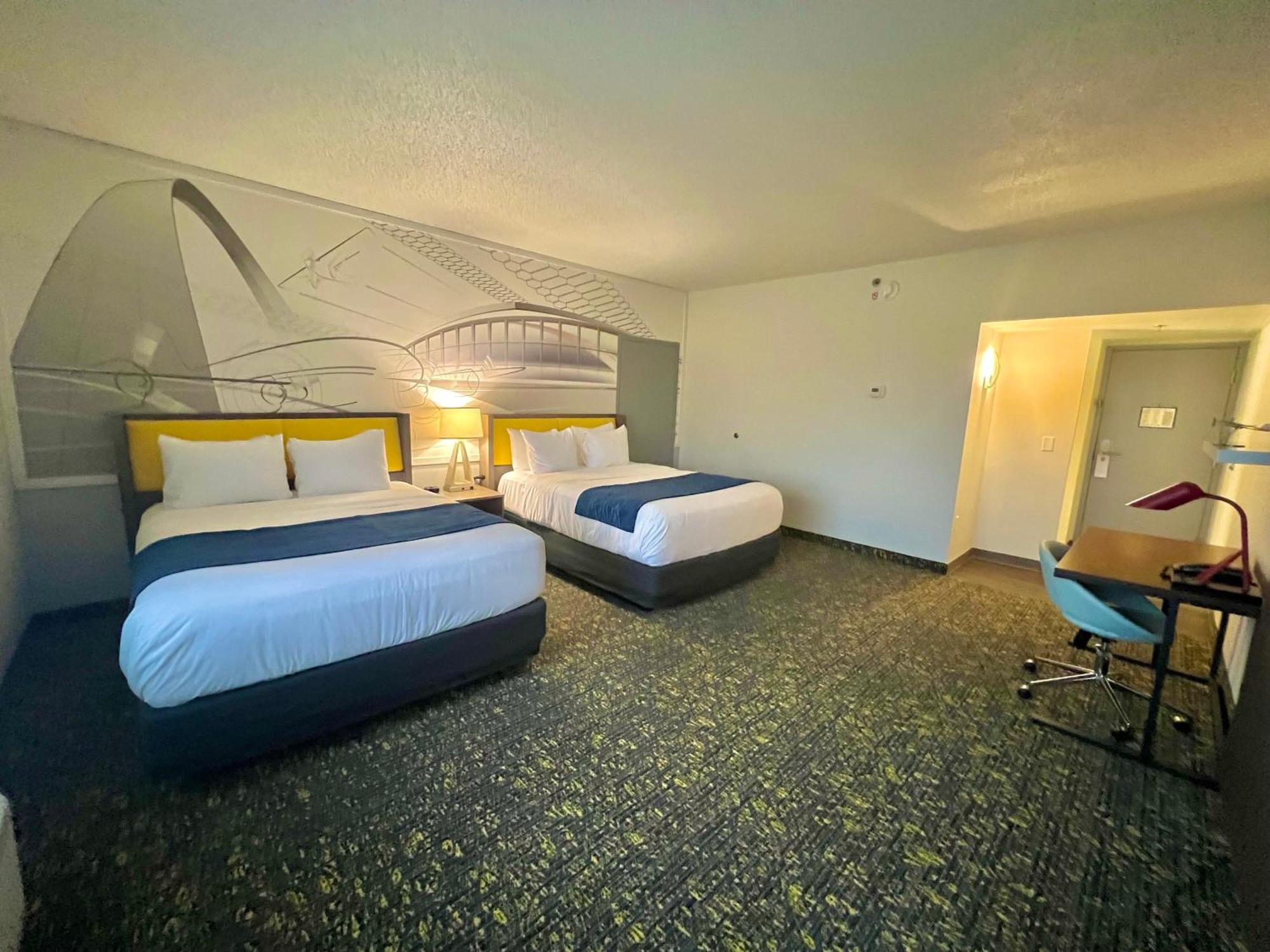 Saint Louis Airport Hotel Woodson Terrace Buitenkant foto