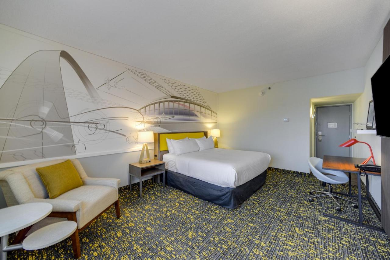 Saint Louis Airport Hotel Woodson Terrace Buitenkant foto