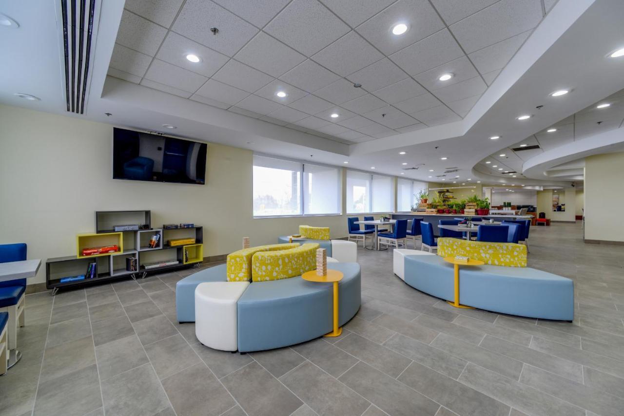 Saint Louis Airport Hotel Woodson Terrace Buitenkant foto