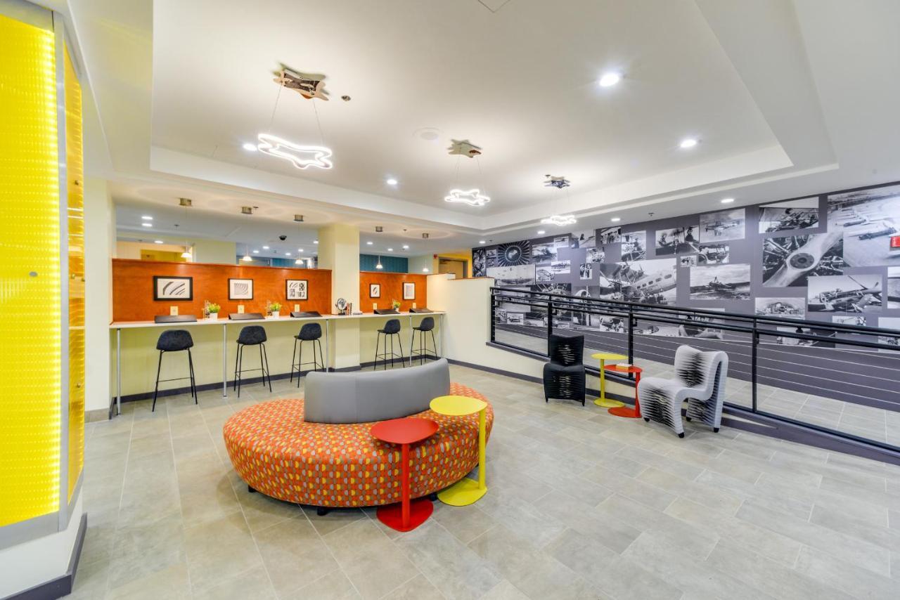Saint Louis Airport Hotel Woodson Terrace Buitenkant foto