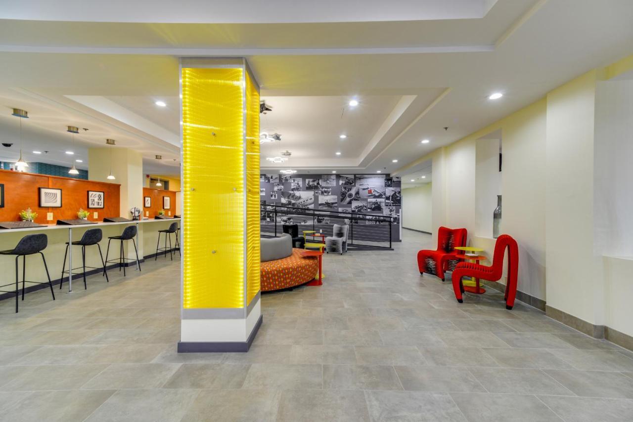 Saint Louis Airport Hotel Woodson Terrace Buitenkant foto