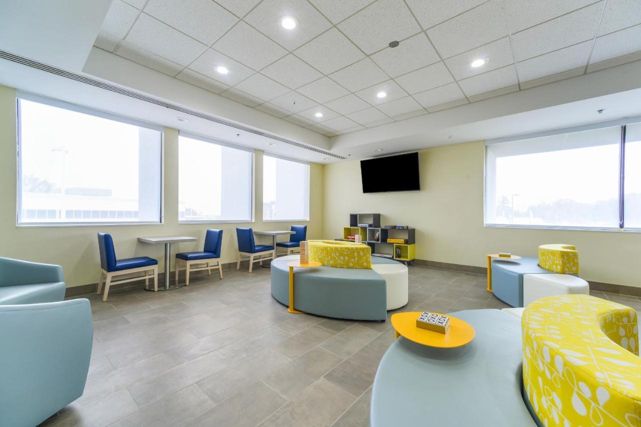 Saint Louis Airport Hotel Woodson Terrace Buitenkant foto